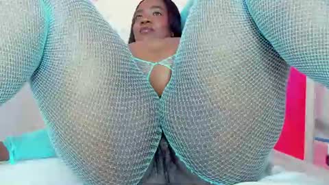 roxy_sexy69 online show from July 2026 09:14:01 PM