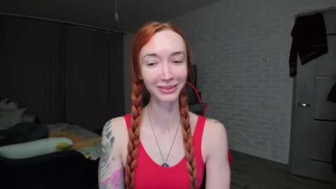 Roxy online show from December 2025 09:09:01 PM