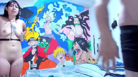 Snapshot of roxyandaron2 chatting on October 2025 01:44:01 PM RoxyAron online show from October 2025 01:44:01 PM