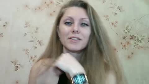 roxyfox18x01 online show from February 2026 10:00:01 AM