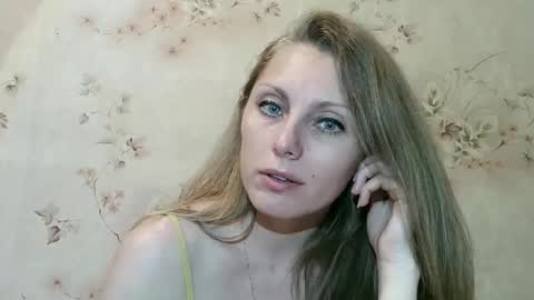 roxyfox18x01 online show from May 2026 07:26:02 PM