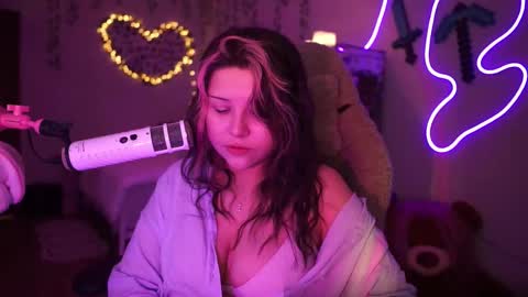 roxysuh online show from October 2025 08:10:01 AM