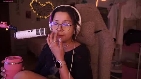 Snapshot of roxysuh chatting on July 2026 07:58:01 AM roxysuh online show from July 2026 07:58:01 AM