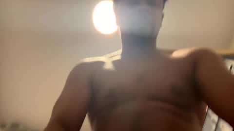 Snapshot of royal_sf chatting on February 2025 05:38:02 PM Royal SF online show from February 2025 05:38:02 PM