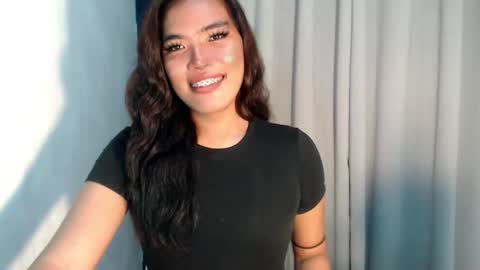 royaltymarcela6969 online show from December 2025 11:33:02 PM