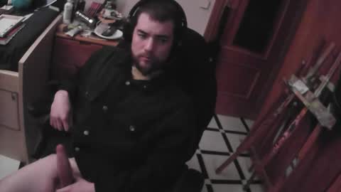 Snapshot of royer04 chatting on December 2025 10:47:02 PM royer04 online show from December 2025 10:47:02 PM