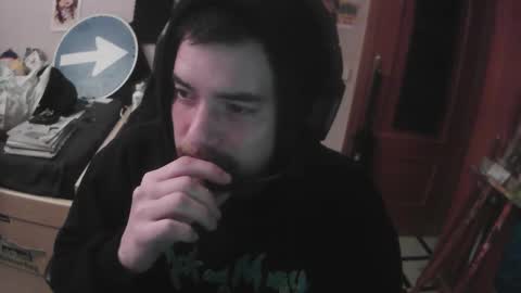 Snapshot of royer04 chatting on December 2025 03:36:01 AM royer04 online show from December 2025 03:36:01 AM