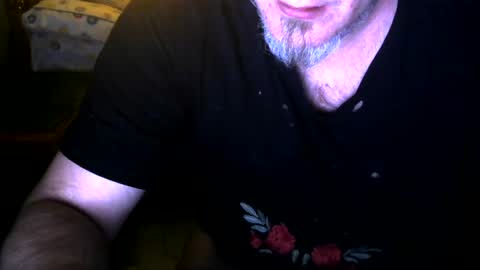 Snapshot of rrd85 chatting on February 2025 03:33:01 AM rrd85 online show from February 2025 03:33:01 AM