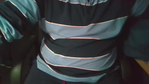 Snapshot of ruben90mr chatting on February 2025 12:41:01 AM ruben90mr online show from February 2025 12:41:01 AM