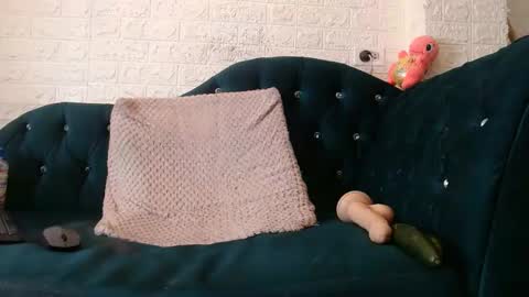 Snapshot of rubyemerald_ chatting on February 2025 04:55:01 AM rubyemerald_ online show from February 2025 04:55:01 AM