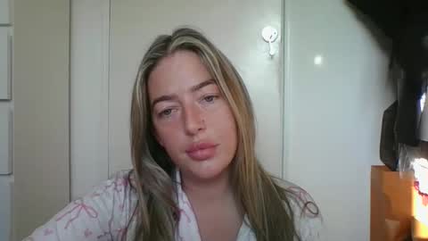 rubyredxxxoxxx online show from March 2026 08:18:01 AM