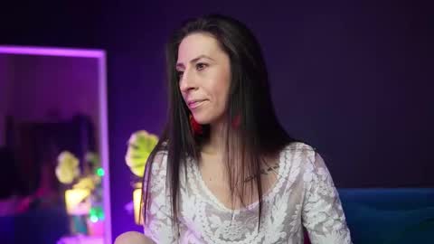 Snapshot of rubyrya chatting on November 2025 10:30:02 PM Ruby online show from November 2025 10:30:02 PM