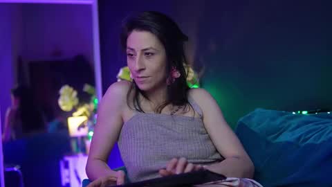 Snapshot of rubyrya chatting on November 2025 11:40:02 PM Ruby online show from November 2025 11:40:02 PM