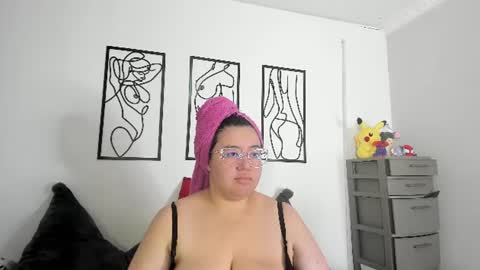 Snapshot of rubyy_24 chatting on June 2026 07:14:02 PM I am Ruby online show from June 2026 07:14:02 PM