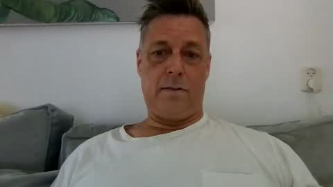 Snapshot of rudeski chatting on June 2026 02:08:02 PM rudeski online show from June 2026 02:08:02 PM