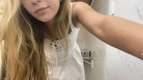 Snapshot of rudygartenmayer chatting on June 2026 12:22:01 PM KaY online show from June 2026 12:22:01 PM