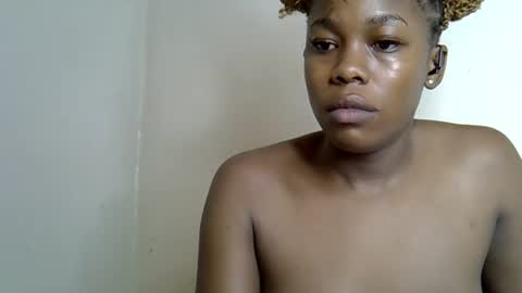 Rue online show from October 2025 11:49:02 PM