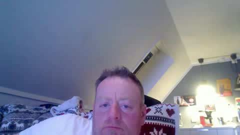 Snapshot of runepetter chatting on February 2025 11:41:02 PM bignorwegian online show from February 2025 11:41:02 PM