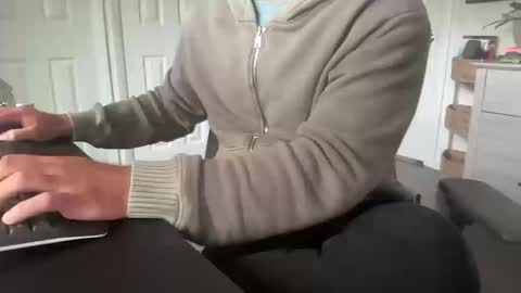 rungriff2323 online show from October 2025 03:23:02 PM