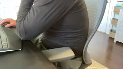 rungriff2323 online show from November 2025 04:18:02 PM