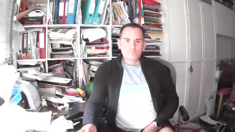 runner1978 online show from December 2024 01:39:01 PM