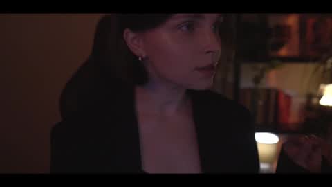 Snapshot of running_with_the_wolves chatting on March 2025 10:21:01 PM Elena online show from March 2025 10:21:01 PM