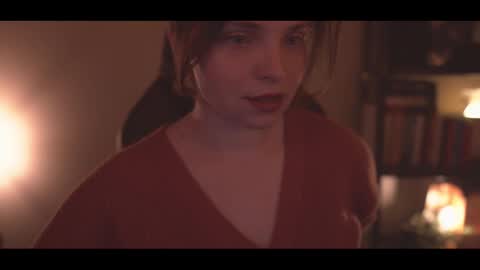 Snapshot of running_with_the_wolves chatting on December 2025 10:48:02 PM Elena online show from December 2025 10:48:02 PM