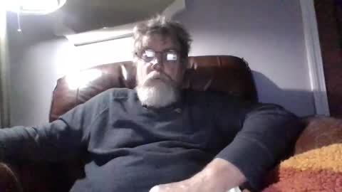 Snapshot of runningaround60 chatting on November 2025 03:05:02 AM runningaround60 online show from November 2025 03:05:02 AM