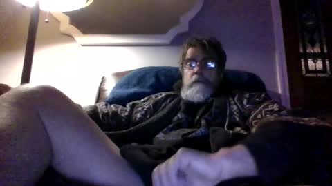 Snapshot of runningaround60 chatting on December 2025 02:41:02 AM runningaround60 online show from December 2025 02:41:02 AM