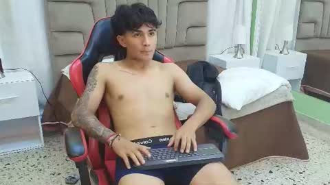 Snapshot of ruslan_marcel chatting on July 2026 03:03:02 PM Ruslan Marcel online show from July 2026 03:03:02 PM