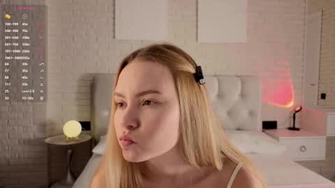 Snapshot of ruta_meow chatting on November 2025 08:27:02 PM Ruta prize for the new fan club members hehe online show from November 2025 08:27:02 PM