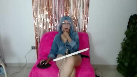 ruth_blue21 online show from November 2025 01:49:01 AM