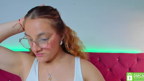 Snapshot of ruth_harvey chatting on January 2025 03:54:02 PM Ruth online show from January 2025 03:54:02 PM