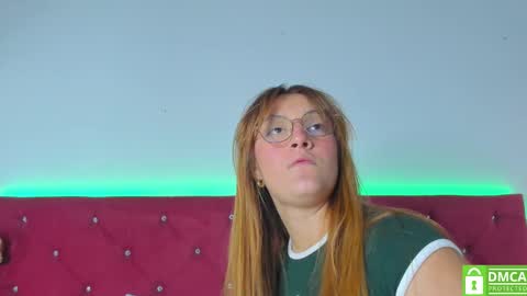 Snapshot of ruth_harvey chatting on February 2025 02:23:01 PM Ruth online show from February 2025 02:23:01 PM