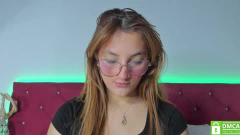 Snapshot of ruth_harvey chatting on February 2025 12:39:01 PM Ruth online show from February 2025 12:39:01 PM