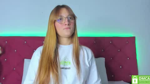 Snapshot of ruth_harvey chatting on March 2025 11:51:01 AM Ruth online show from March 2025 11:51:01 AM