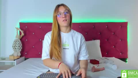 Snapshot of ruth_harvey chatting on March 2025 02:53:02 PM Ruth online show from March 2025 02:53:02 PM