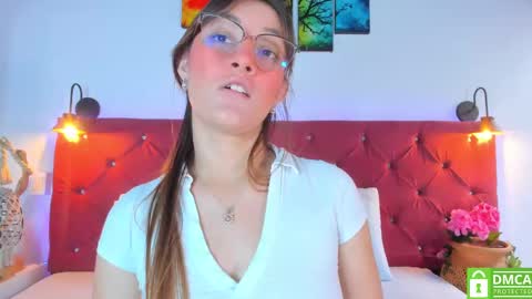 Snapshot of ruth_harvey chatting on September 2025 02:44:01 PM Ruth online show from September 2025 02:44:01 PM