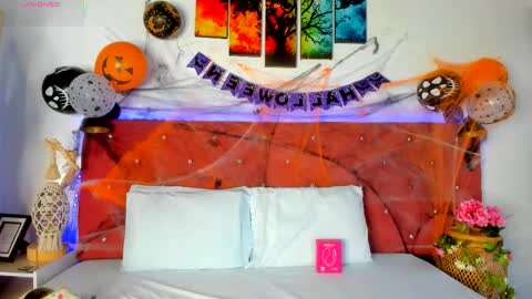 Snapshot of ruth_harvey chatting on October 2025 12:59:01 PM Ruth online show from October 2025 12:59:01 PM