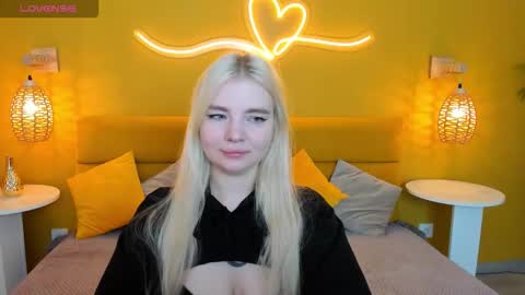 ruthbryant online show from October 2025 01:15:02 AM