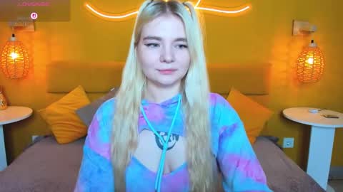 ruthbryant online show from November 2025 12:31:01 AM