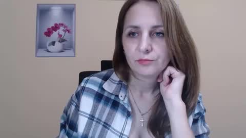 Snapshot of ruthpark chatting on November 2025 07:25:01 PM Ruth online show from November 2025 07:25:01 PM