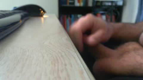 rutmuscle22 online show from November 2025 01:48:02 PM