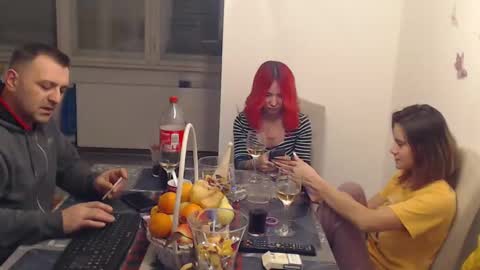 Snapshot of ruxandradanny chatting on December 2024 08:39:02 PM ruxandradanny online show from December 2024 08:39:02 PM