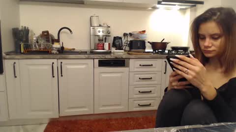 Snapshot of ruxandradanny chatting on December 2024 03:16:02 PM ruxandradanny online show from December 2024 03:16:02 PM