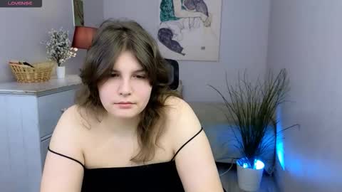 Snapshot of ruyjin_choi chatting on November 2025 10:21:01 AM Ruyjin online show from November 2025 10:21:01 AM