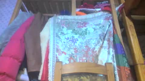 Rwuica online show from November 2025 10:45:02 PM