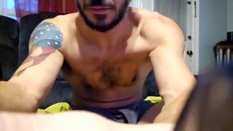 Snapshot of ryan198650 chatting on January 2026 09:38:02 PM ryan198650 online show from January 2026 09:38:02 PM