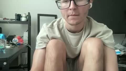 Snapshot of ryan287747 chatting on January 2026 10:13:02 PM ryan online show from January 2026 10:13:02 PM