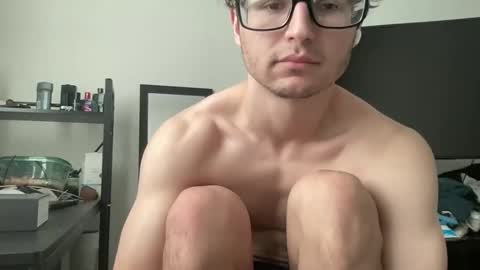 Snapshot of ryan287747 chatting on February 2026 07:52:01 PM ryan online show from February 2026 07:52:01 PM